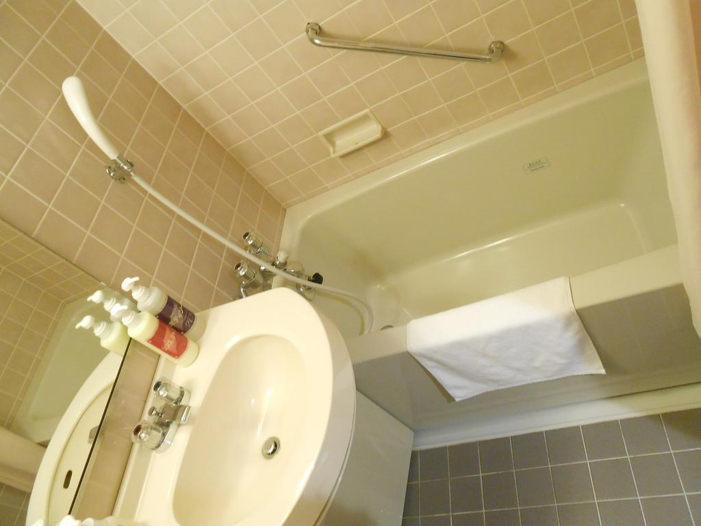 Hotel Crown Hills Sendai Aobadori Ngoại thất bức ảnh