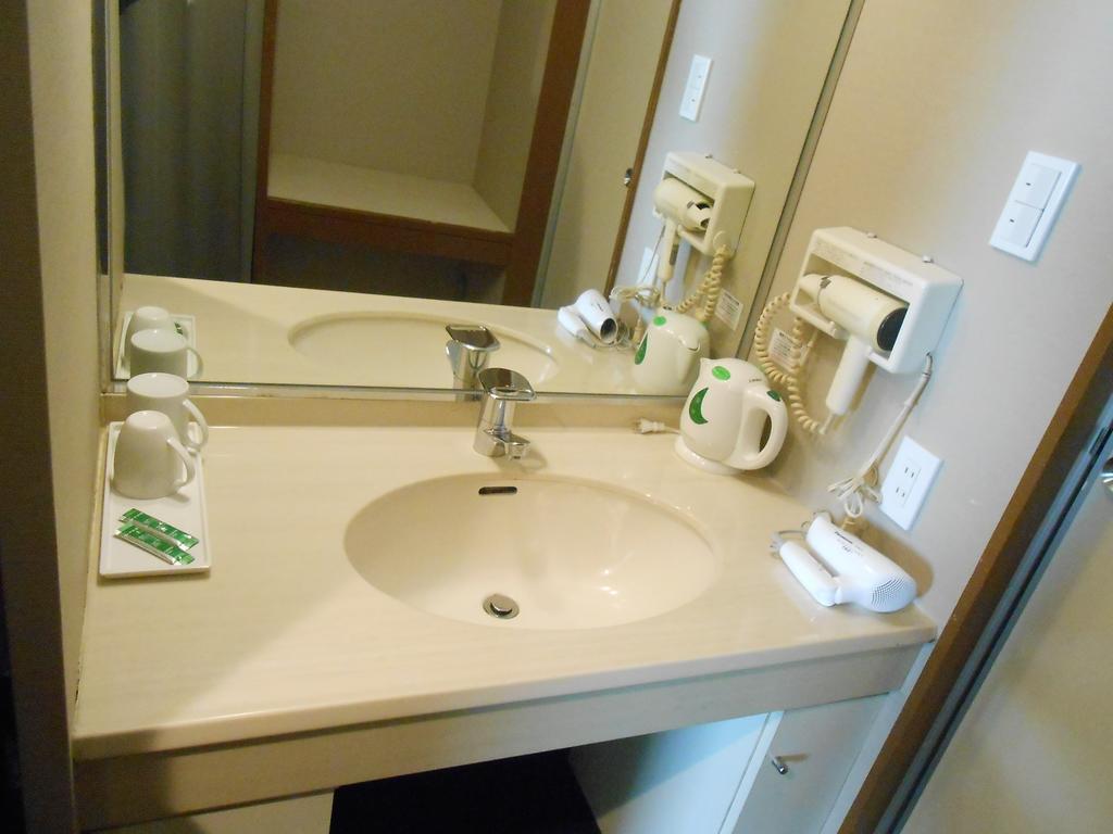 Hotel Crown Hills Sendai Aobadori Ngoại thất bức ảnh
